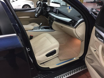 Аренда автомобиля BMW X5 с водителем 3