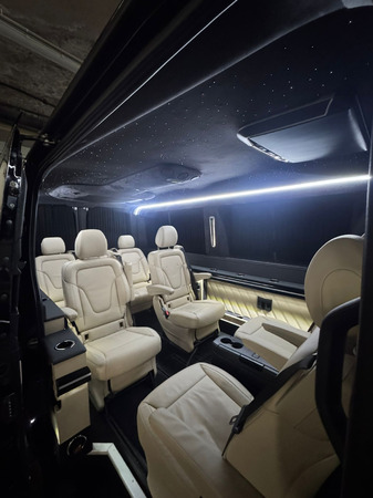 Аренда автомобиля Mercedes Sprinter VIP с водителем 1