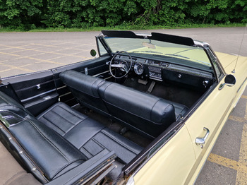 Аренда автомобиля Buick Lesabre (1965 г) с водителем 2