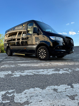 Аренда автомобиля Mercedes Sprinter VIP с водителем