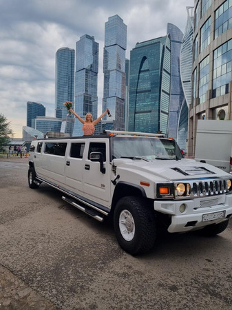 Аренда автомобиля Джип-лимузин Хаммер H2 (15 мест) с водителем