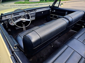 Аренда автомобиля Buick Lesabre (1965 г) с водителем 3