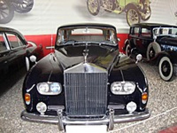 Аренда автомобиля Rolls-Royce Phantom 5   с водителем 4