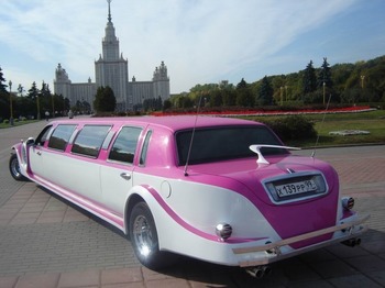 Аренда автомобиля Excalibur Бело-Розовый  с водителем 0