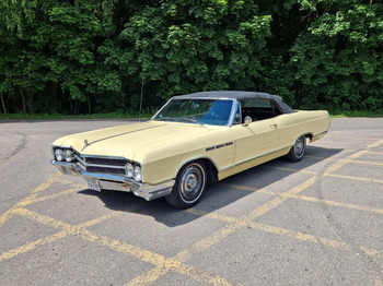 Аренда автомобиля Buick Lesabre (1965 г) с водителем